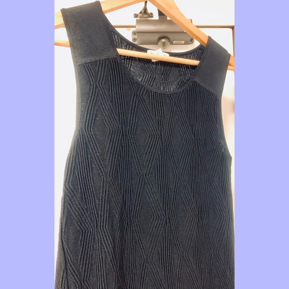 Black dress - Picture 2 of 5